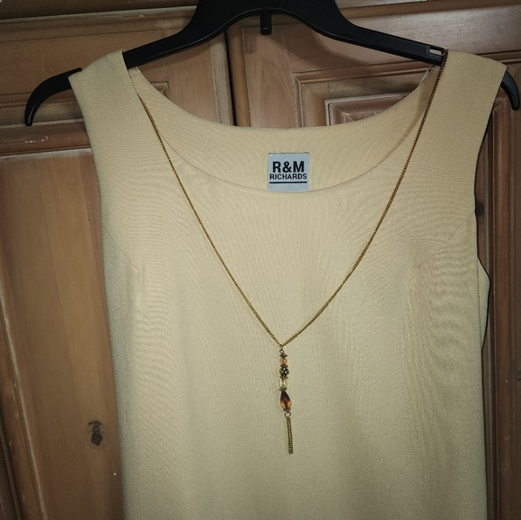 2 Piece R&M Richard's pale yellow size 18 - Picture 4 of 5